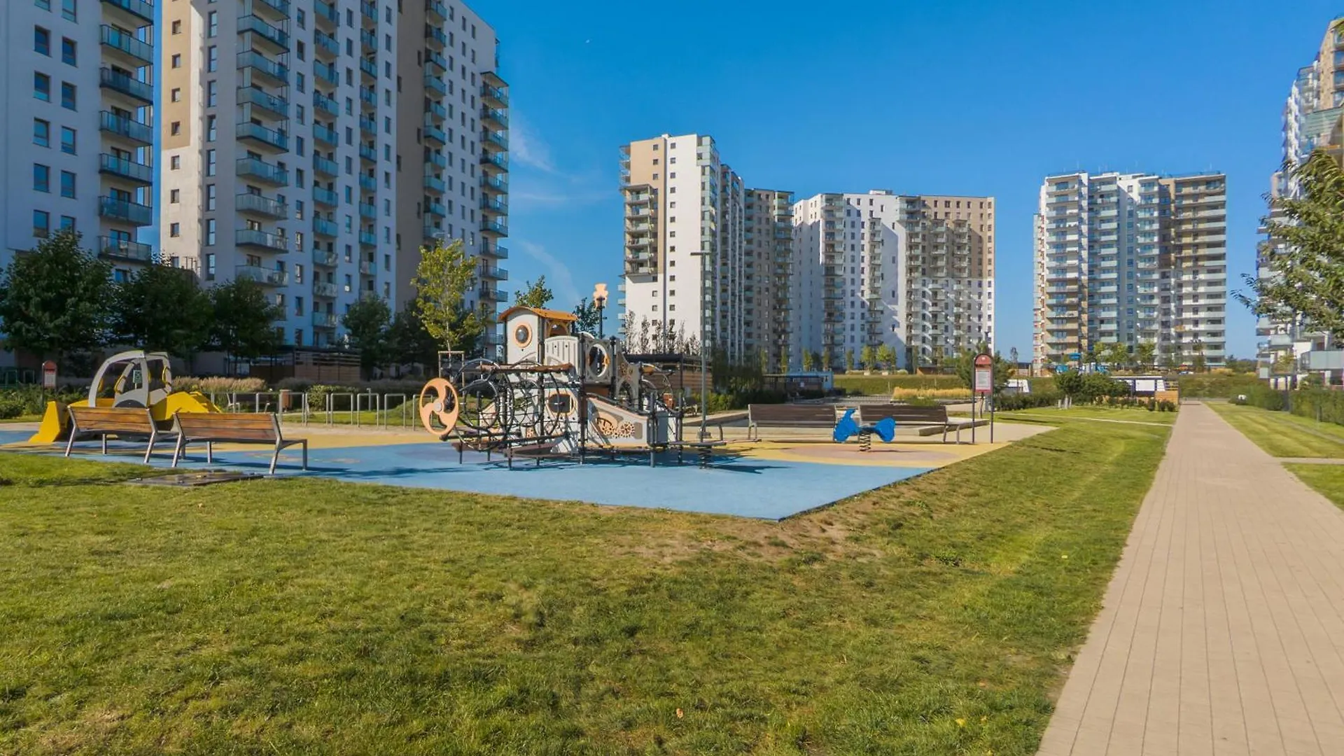 Starowiejska Apartment With Balcony Next To Arena Gdansk Stadium By Noclegi Renters